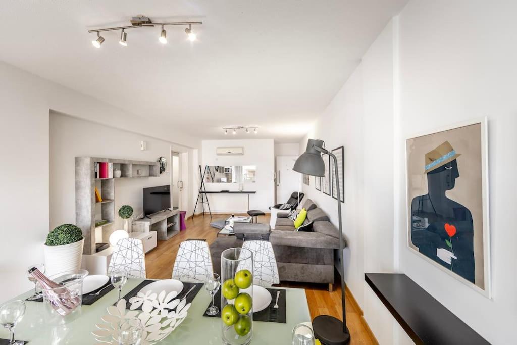 Luxurious Bright & Stylish 2Br With Office In Nicosia Apartment Exterior photo